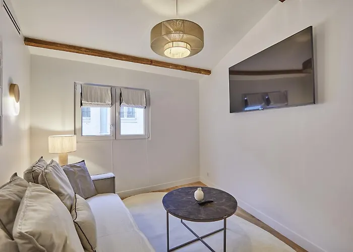 Residense Au Coeur De Paris By Studio Prestige